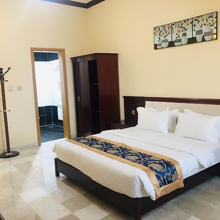 Farah Hotel Apartment Muscat Exteriör bild